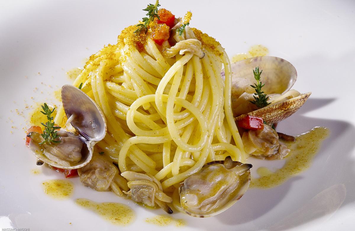 Hotel Futura  | Napoli | Discover our Restaurant! 
